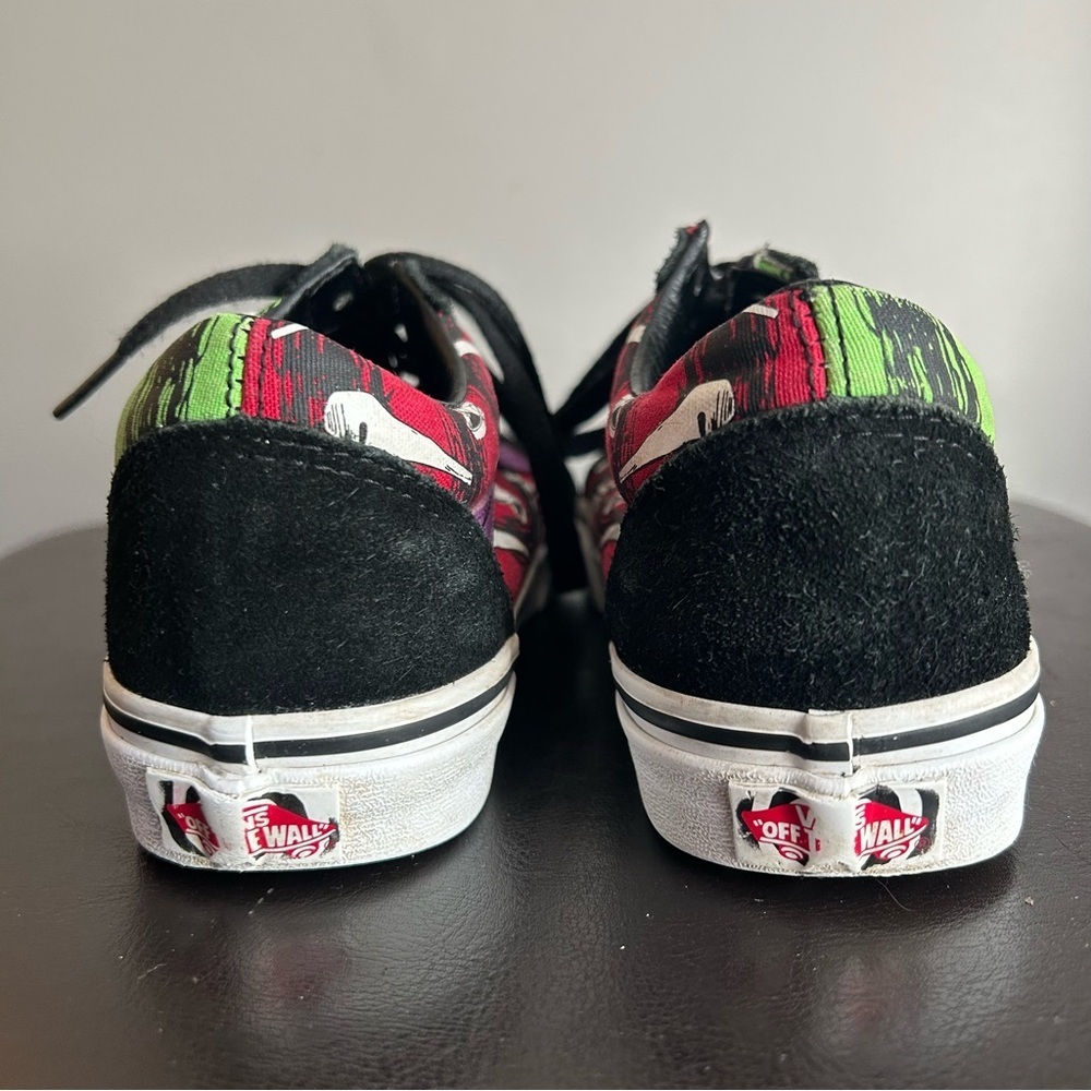 Vans Old Skool The Nightmare Before Christmas Lock, Shock & Barrel Sneakers - Picture 7 of 12